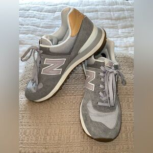 New Balance Gray Retro-Inspired Sneakers